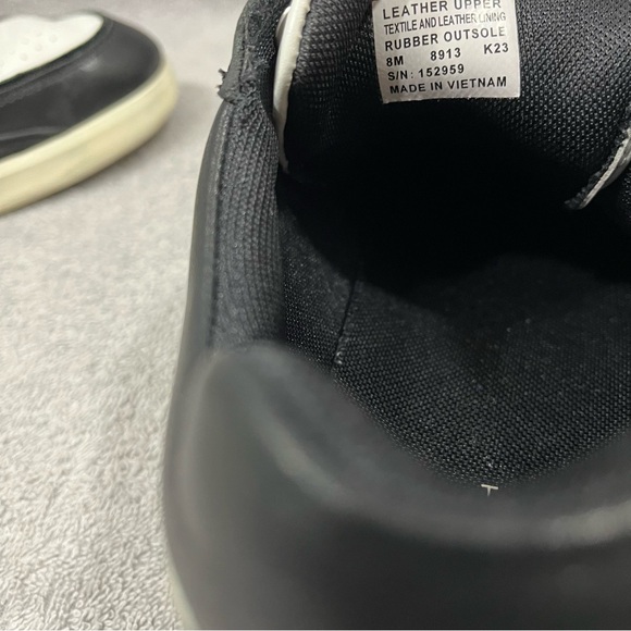 Tory Burch Clover Court Women’s 8 Sneaker Black White Low Top - Picture 7 of 10